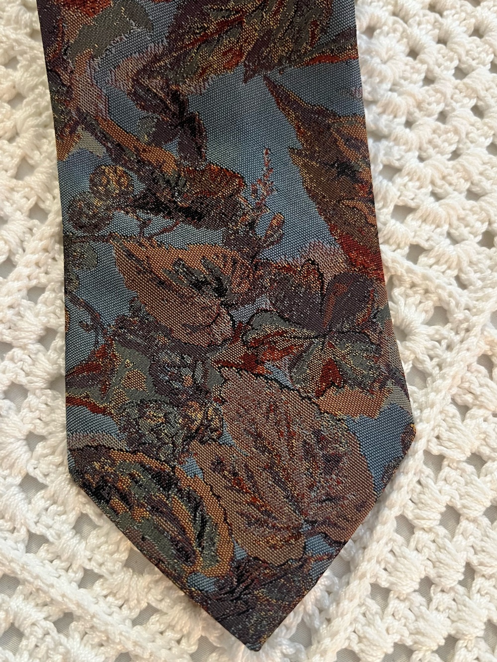 Wimsilk by Wembley Men's Floral Pattern Silk Tie in Blue and Brown